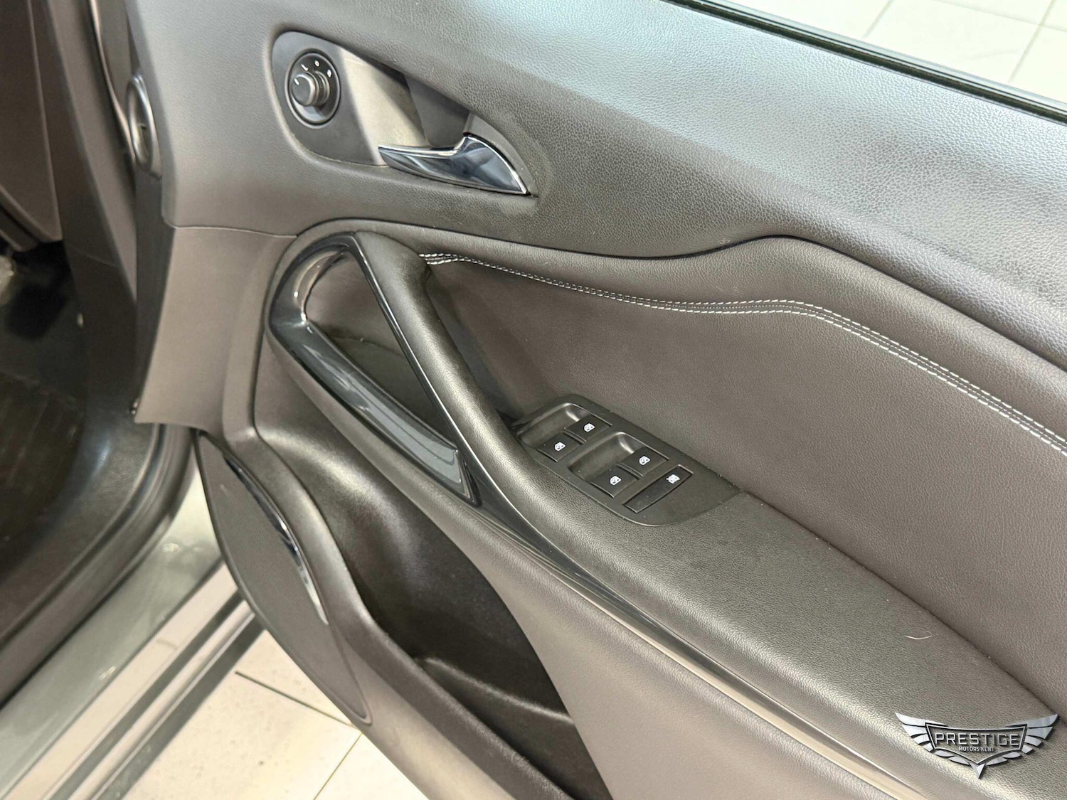 Used Vauxhall Zafira Tourer for sale - 76994196: Photo 79