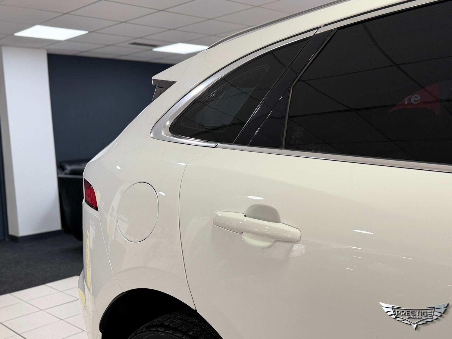 Used Jaguar F-Pace 2018 for sale - 77625028: Photo 16