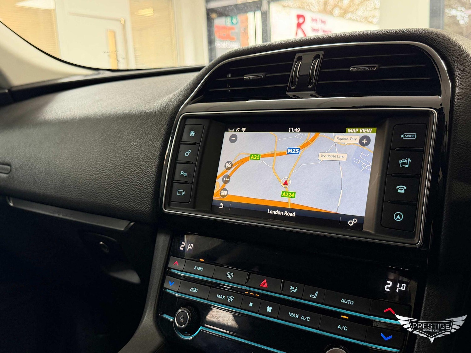 Used Jaguar F-Pace 2018 for sale - 77625028: Photo 29