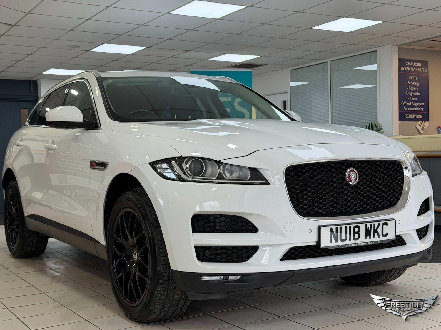 Used Jaguar F-Pace 2018 for sale - 77625028: Photo 37