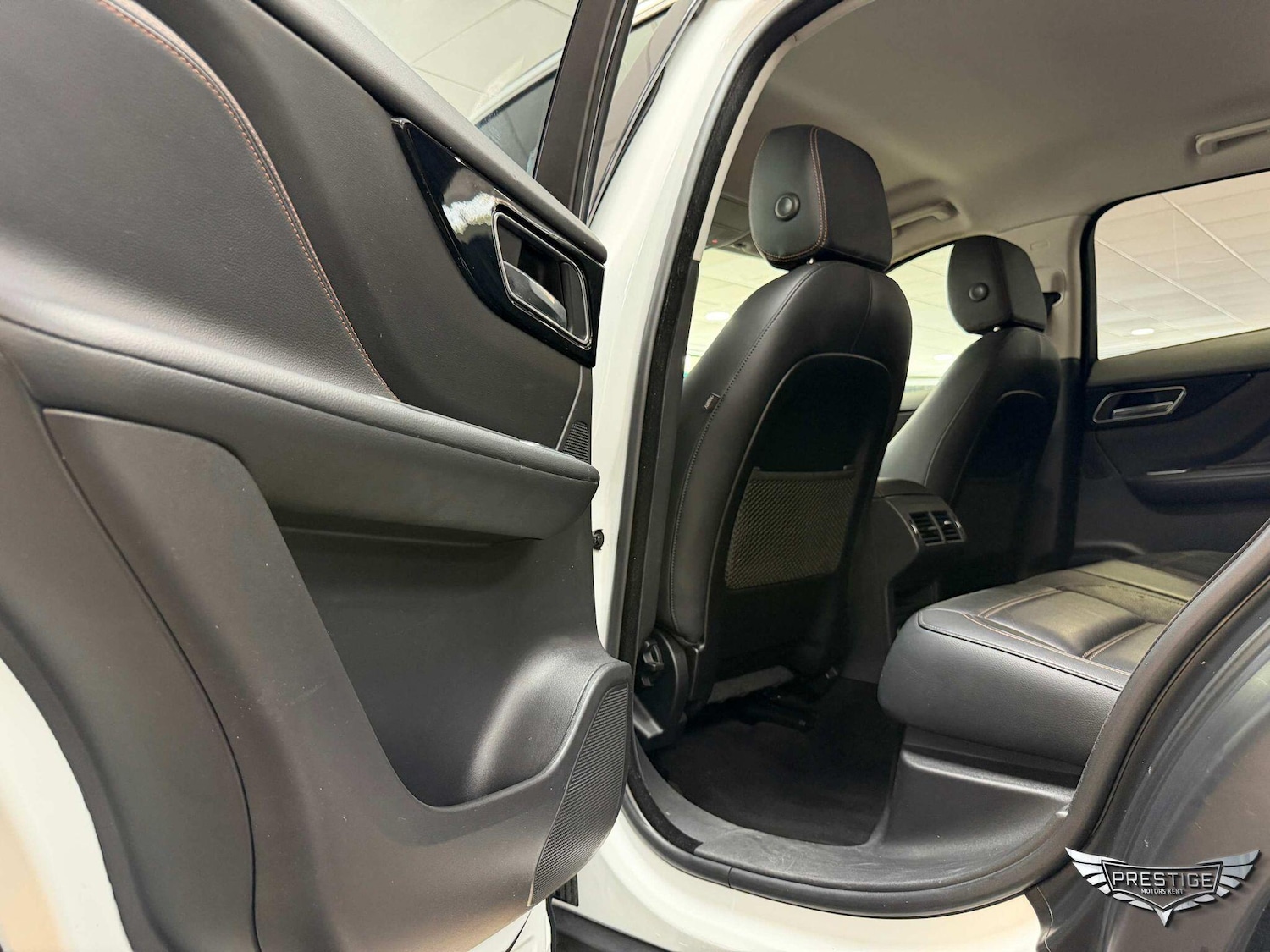 Used Jaguar F-Pace 2018 for sale - 77625028: Photo 47