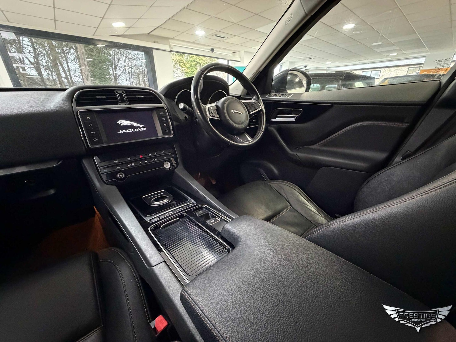 Used Jaguar F-Pace 2018 for sale - 77625028: Photo 51