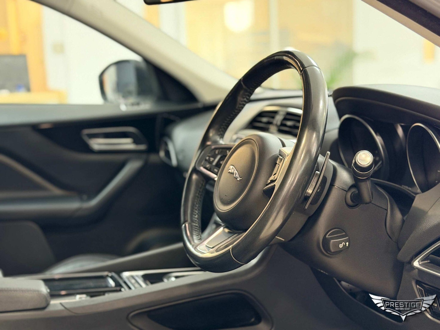 Used Jaguar F-Pace 2018 for sale - 77625028: Photo 52