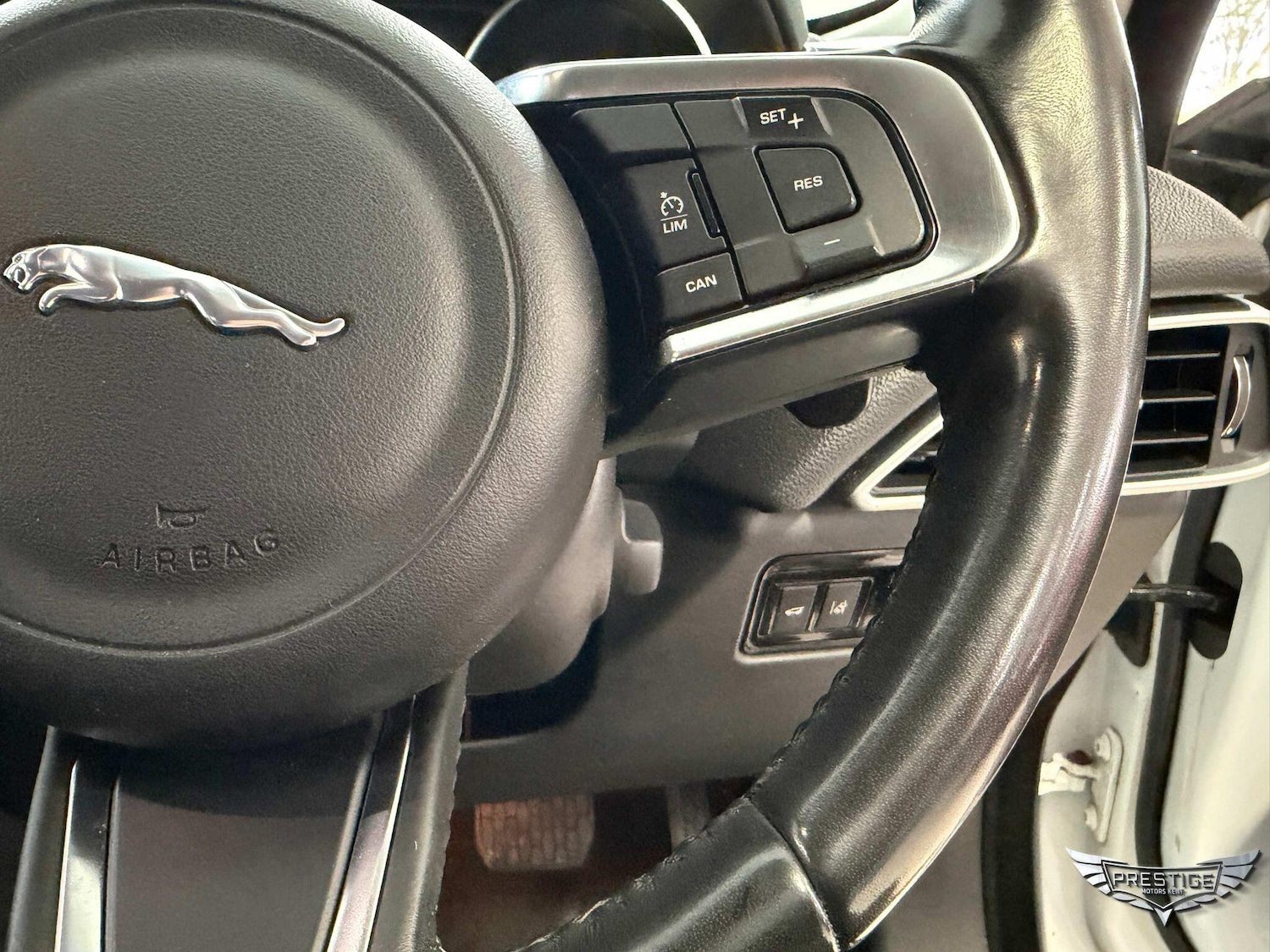 Used Jaguar F-Pace 2018 for sale - 77625028: Photo 55