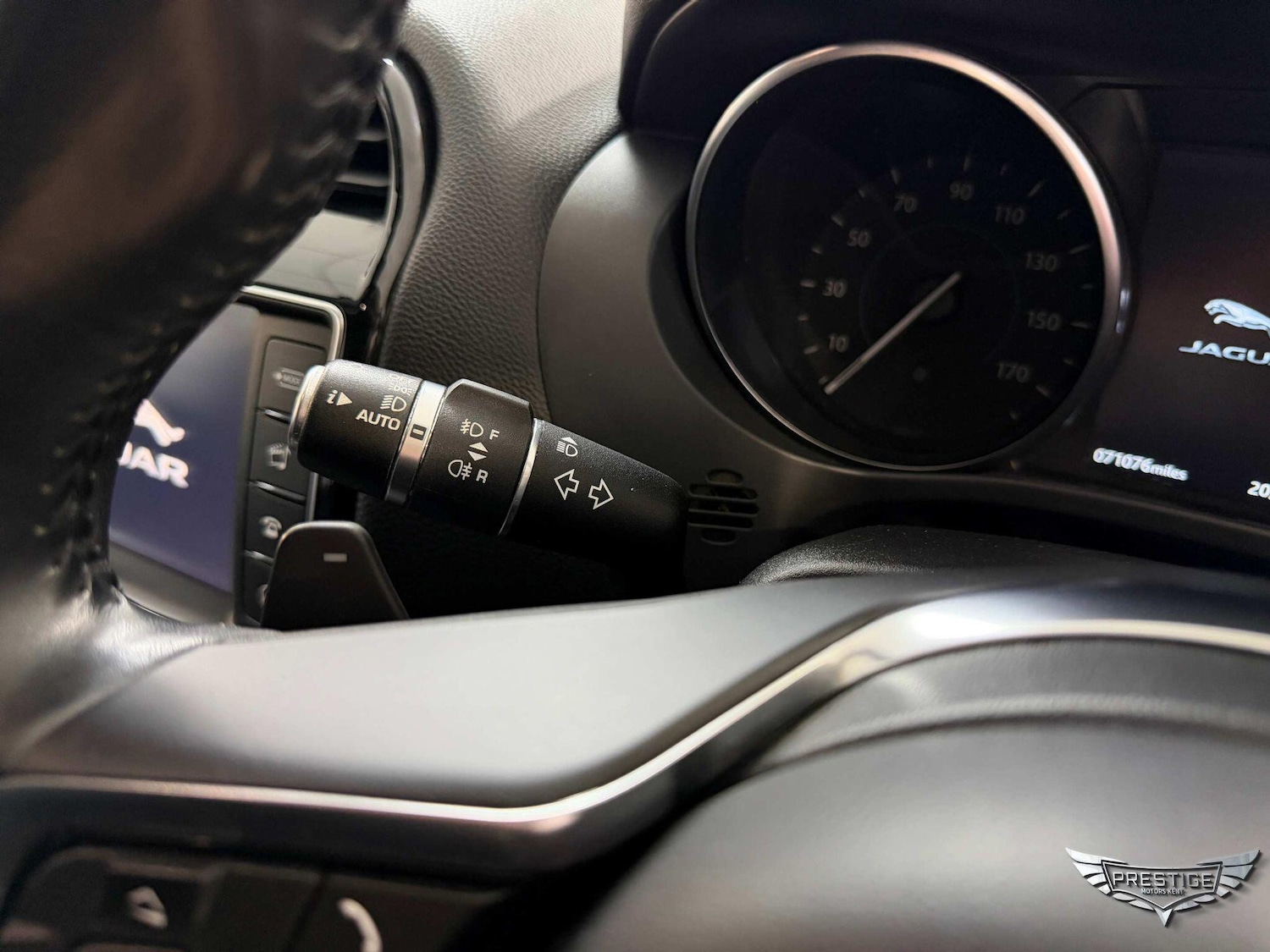 Used Jaguar F-Pace 2018 for sale - 77625028: Photo 56