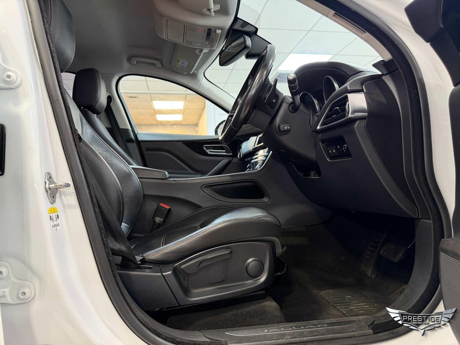 Used Jaguar F-Pace 2018 for sale - 77625028: Photo 59