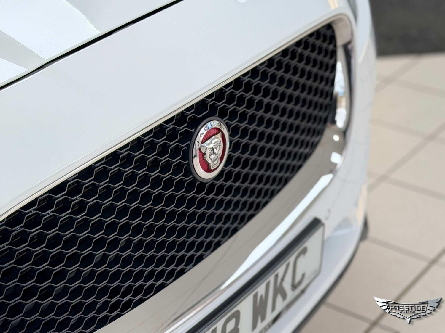 Used Jaguar F-Pace 2018 for sale - 77625028: Photo 7