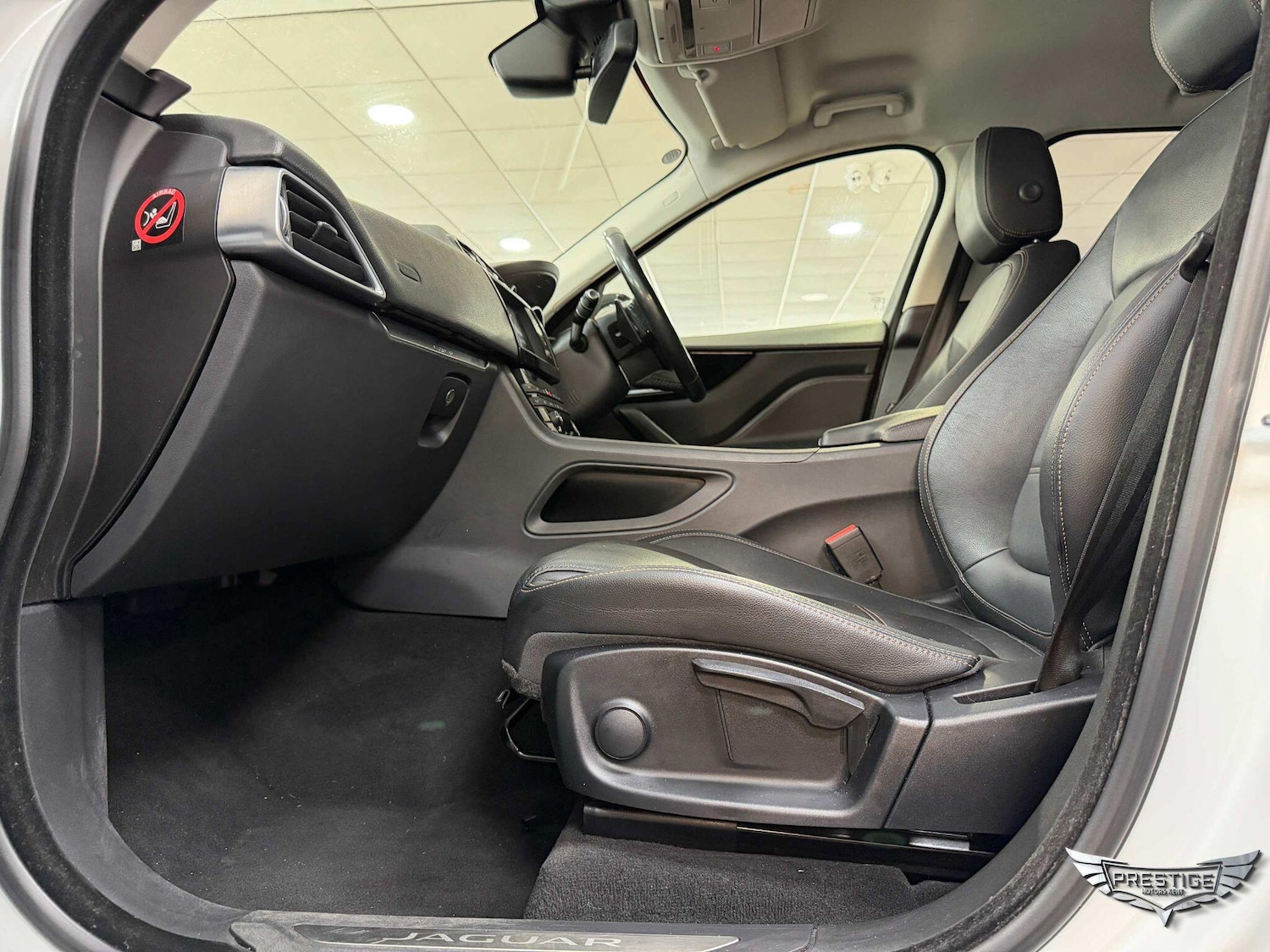 Used Jaguar F-Pace 2018 for sale - 77625028: Photo 72