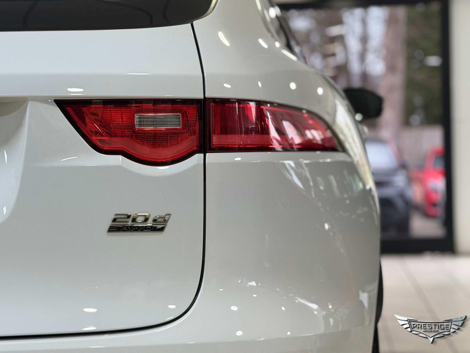 Used Jaguar F-Pace 2018 for sale - 77625028: Photo 8