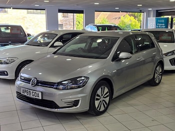 (69) - 35.8kWh e-Golf Auto 5dr