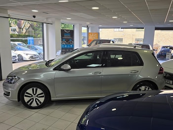 Used Volkswagen Golf 2020 for sale - 75941166: Photo