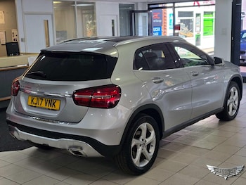 Used Mercedes-Benz GLA 2017 for sale - 75601515: Photo