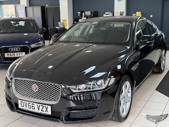 Used Jaguar XE 2016 for sale - 78260398: Photo