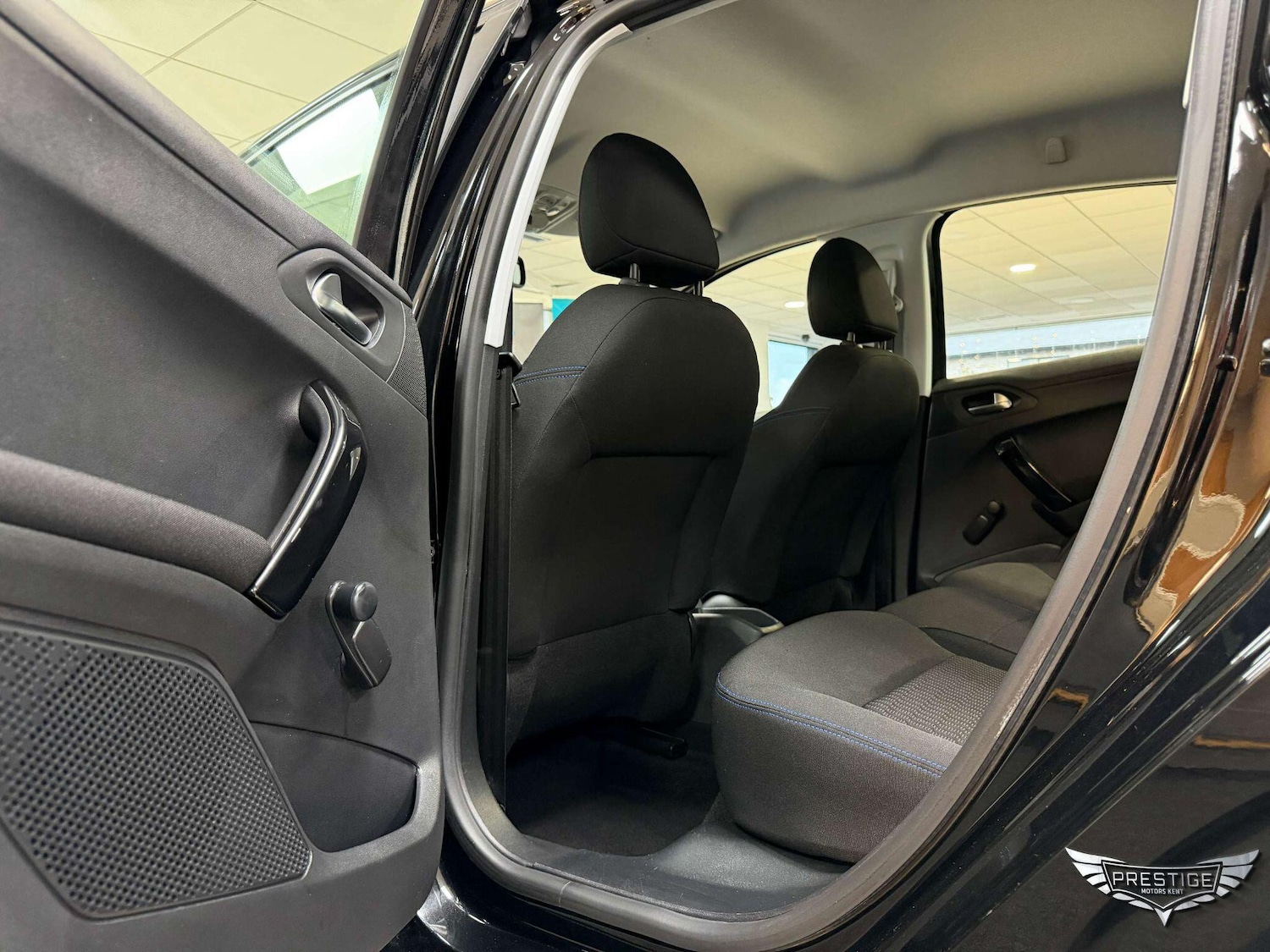 Used Peugeot 208 2018 for sale - 76952689: Photo 41