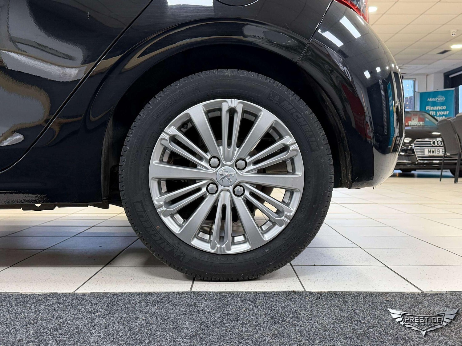 Used Peugeot 208 2018 for sale - 76952689: Photo 60