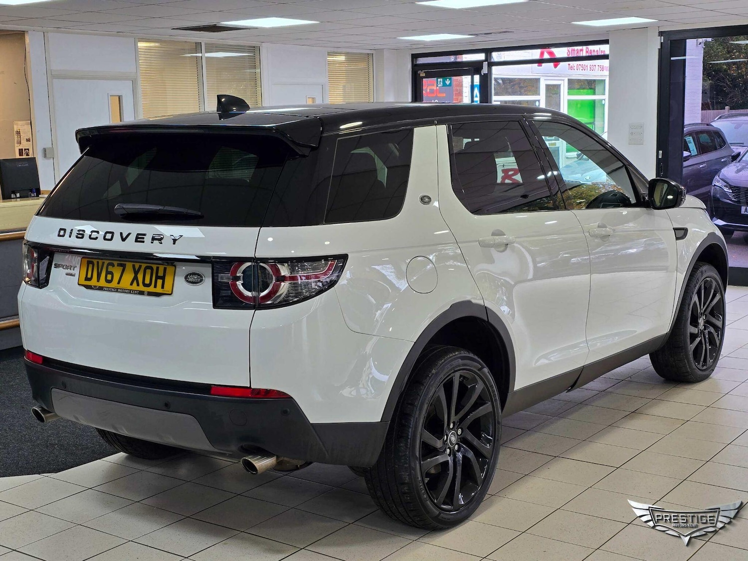 Used Land Rover Discovery Sport 2017 for sale - 76499042: Photo 3