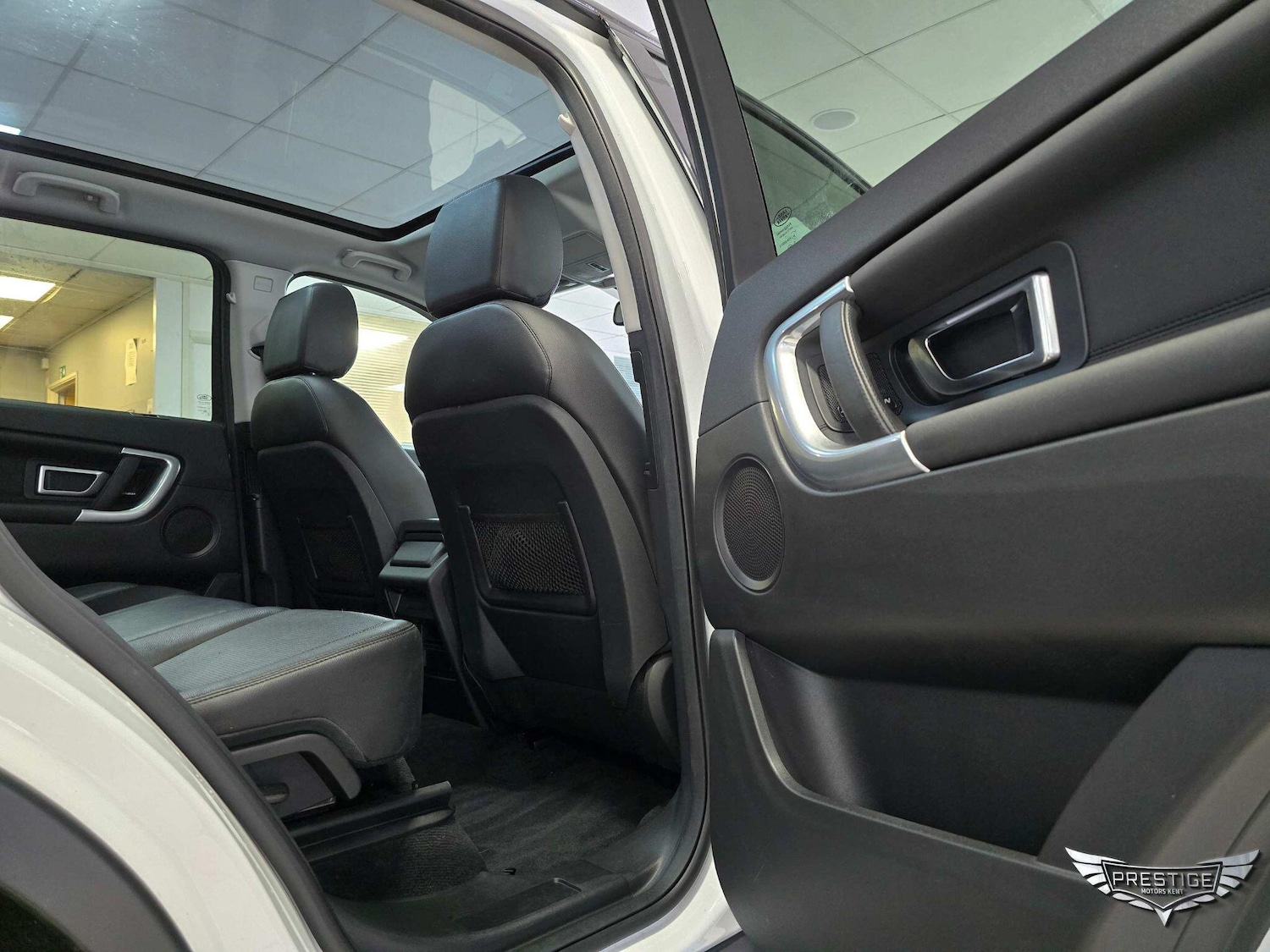 Used Land Rover Discovery Sport 2017 for sale - 76499042: Photo 44