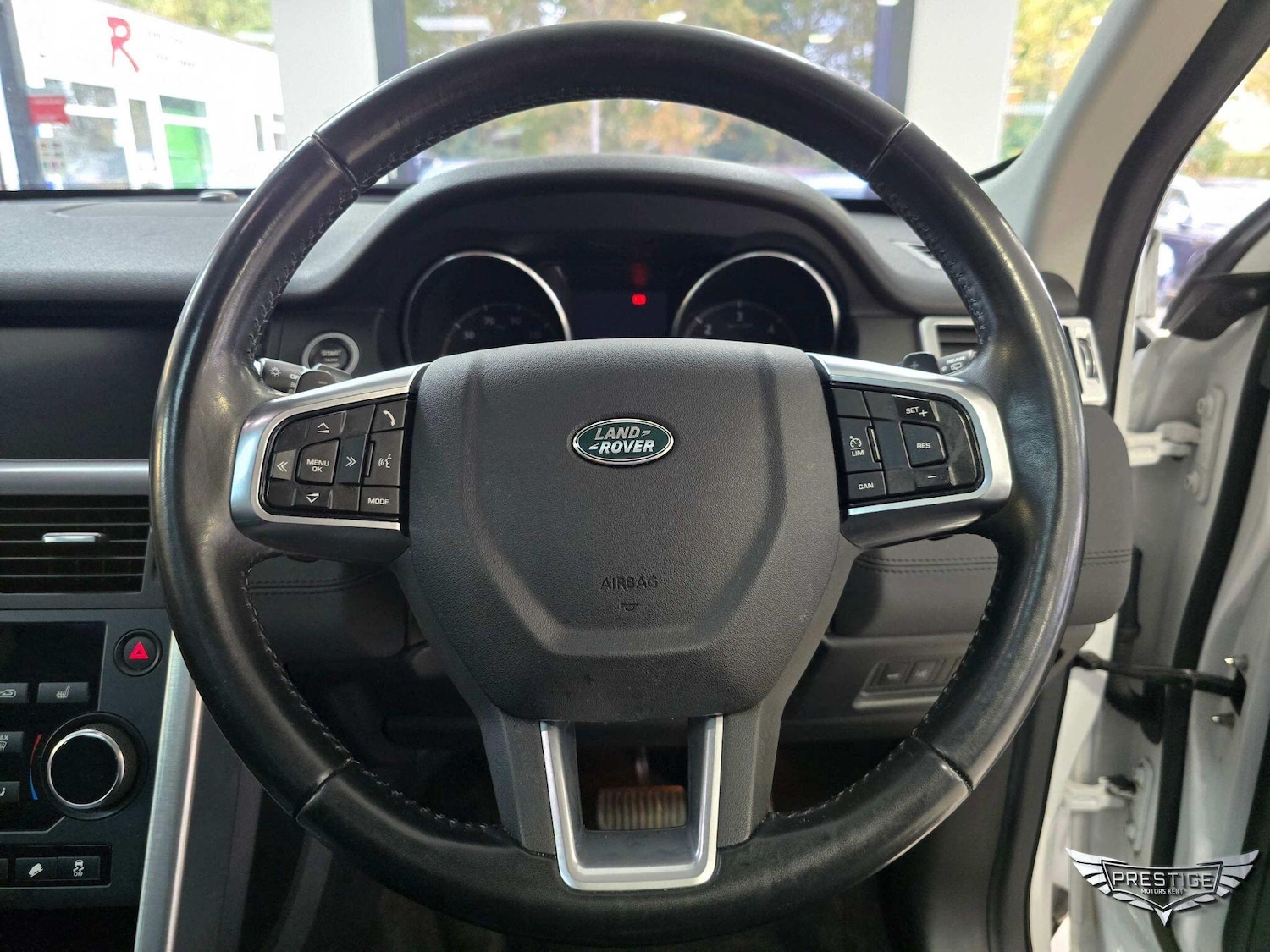 Used Land Rover Discovery Sport 2017 for sale - 76499042: Photo 52