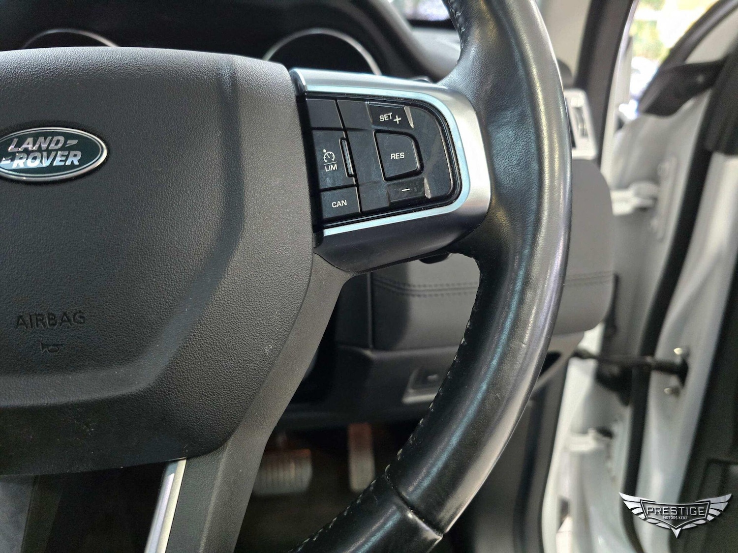 Used Land Rover Discovery Sport 2017 for sale - 76499042: Photo 54