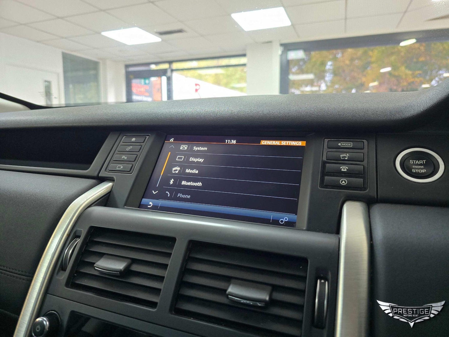 Used Land Rover Discovery Sport 2017 for sale - 76499042: Photo 78