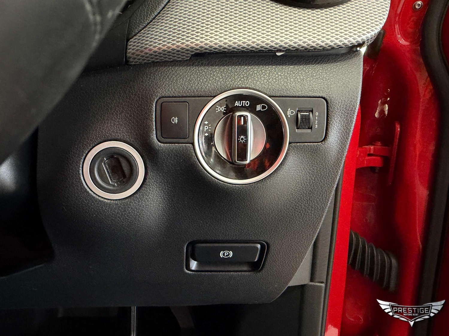 Used Mercedes-Benz B Class 2015 for sale - 78072252: Photo 60