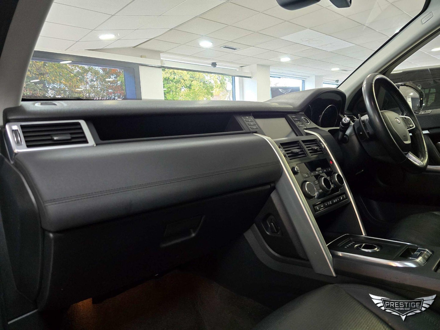 Used Land Rover Discovery Sport 2018 for sale - 76337645: Photo 20
