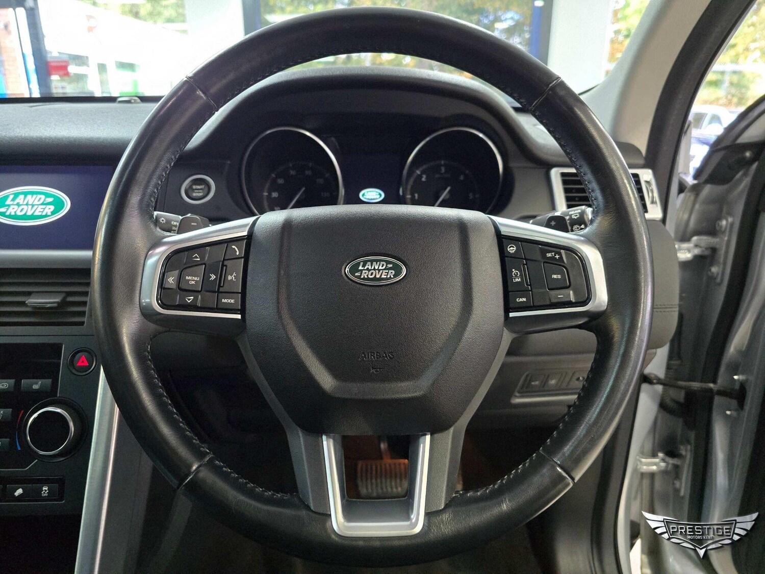 Used Land Rover Discovery Sport 2018 for sale - 76337645: Photo 55