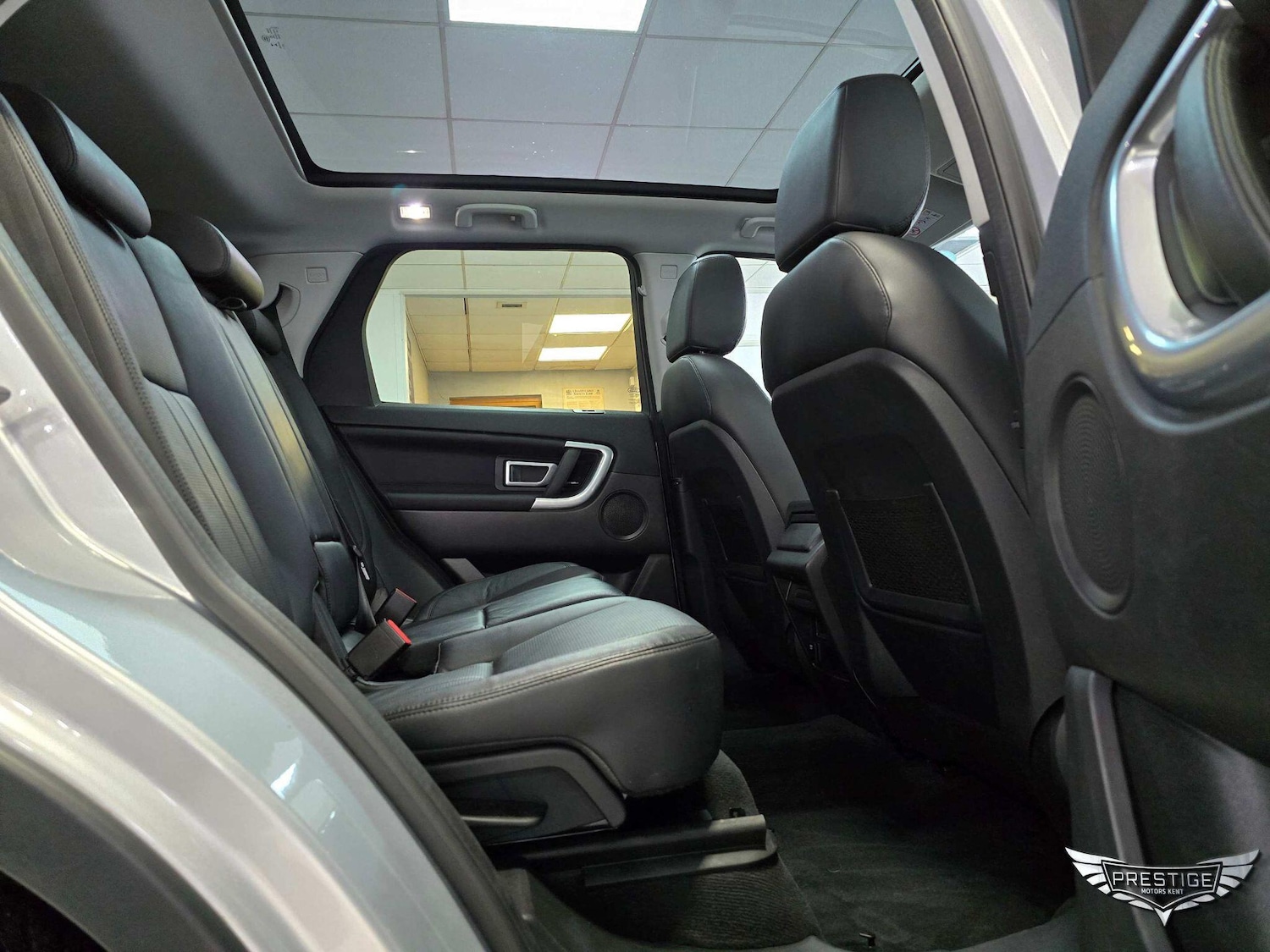 Used Land Rover Discovery Sport 2018 for sale - 76337645: Photo 63