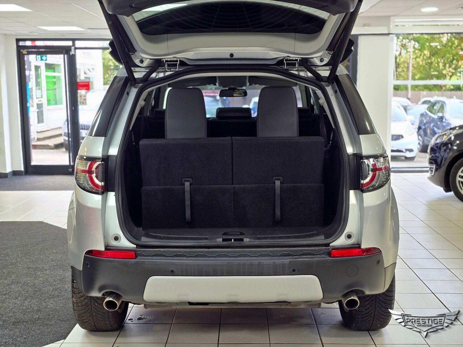 Used Land Rover Discovery Sport 2018 for sale - 76337645: Photo 94
