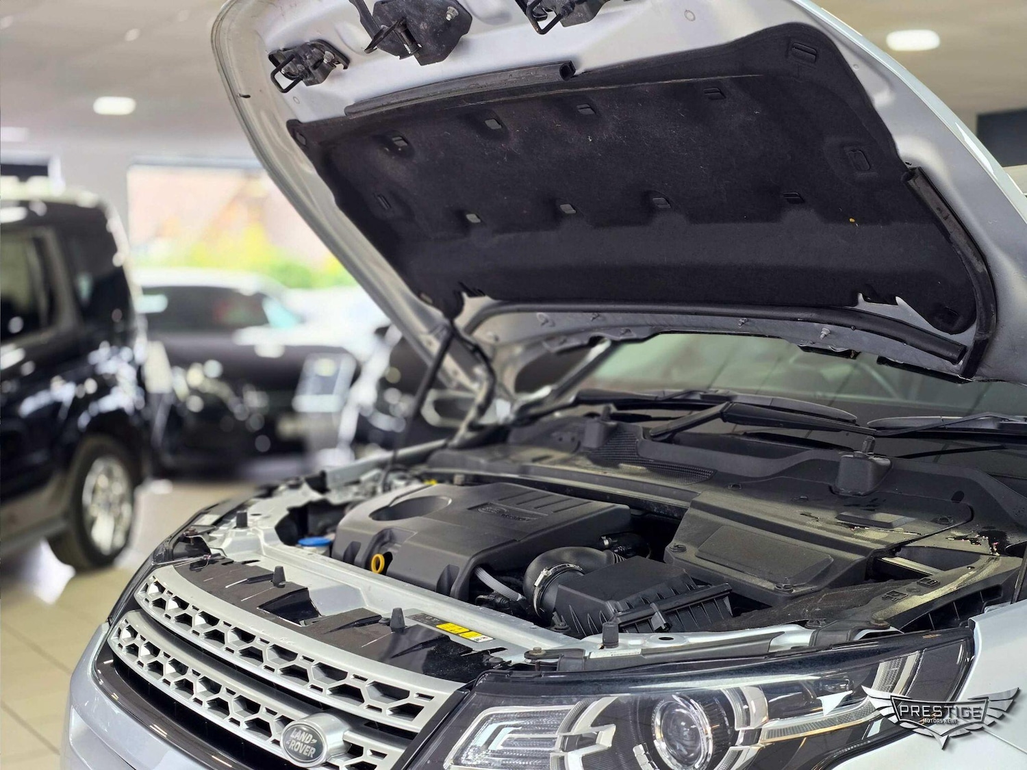 Used Land Rover Discovery Sport 2018 for sale - 76337645: Photo 97