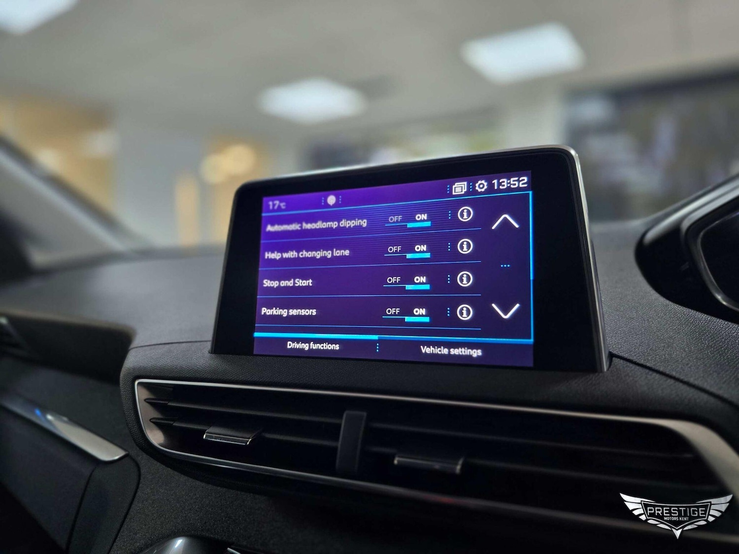 Used Peugeot 3008 2018 for sale - 76727657: Photo 32