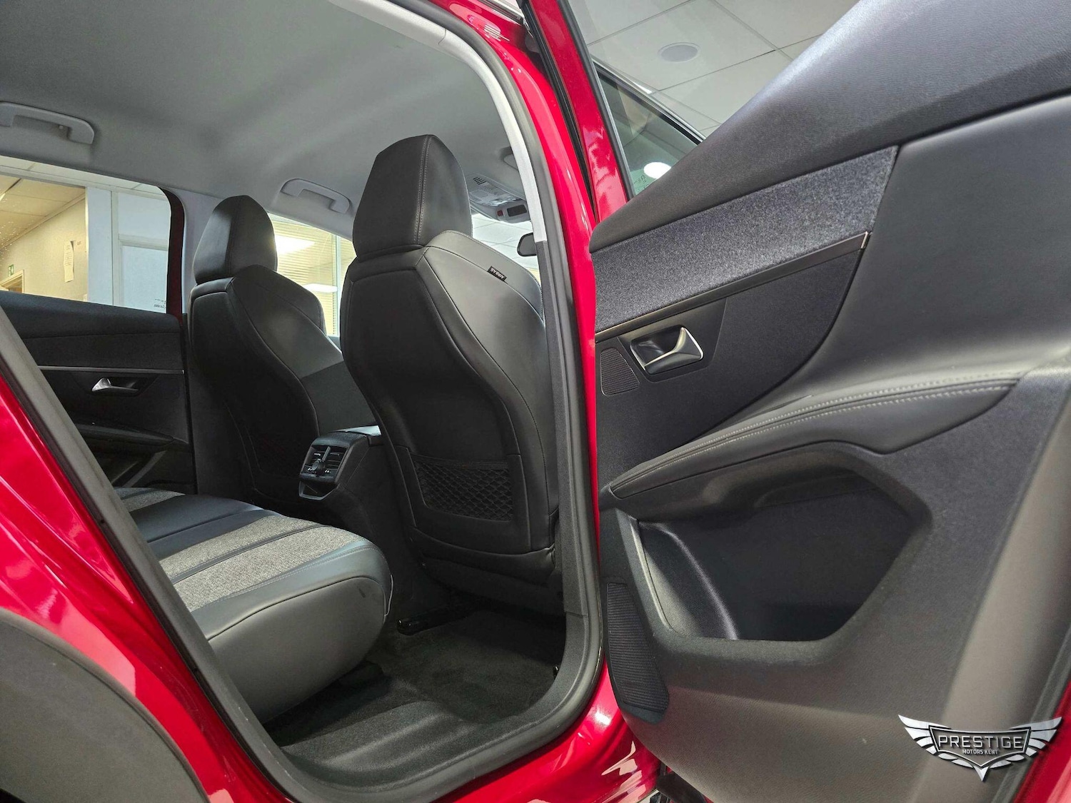 Used Peugeot 3008 2018 for sale - 76727657: Photo 46