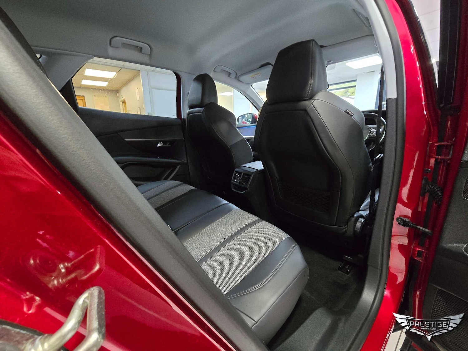 Used Peugeot 3008 2018 for sale - 76727657: Photo 61