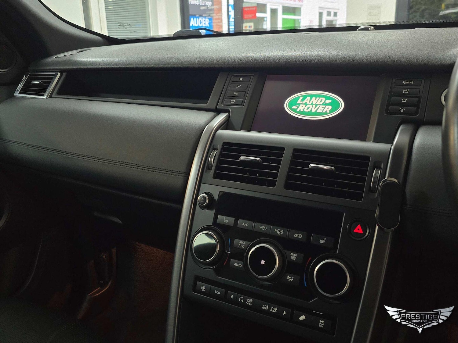 Used Land Rover Discovery Sport 2019 for sale - 76270704: Photo 29