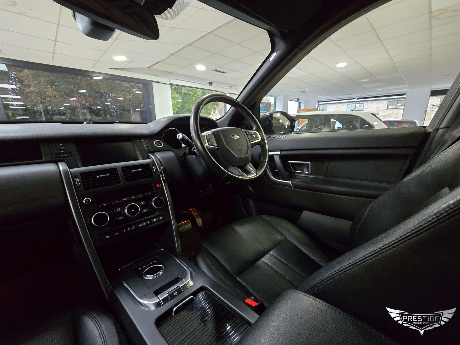 Used Land Rover Discovery Sport 2019 for sale - 76270704: Photo 52