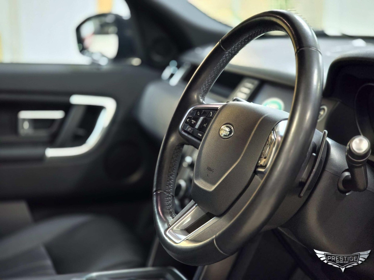 Used Land Rover Discovery Sport 2019 for sale - 76270704: Photo 54