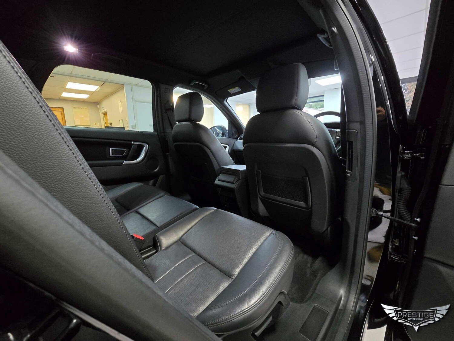 Used Land Rover Discovery Sport 2019 for sale - 76270704: Photo 65