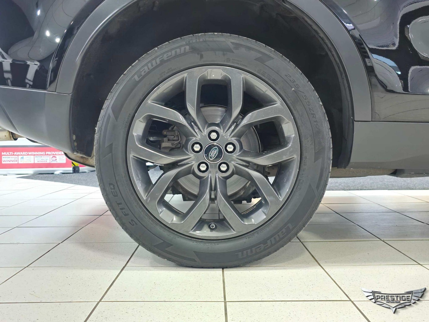 Used Land Rover Discovery Sport 2019 for sale - 76270704: Photo 75