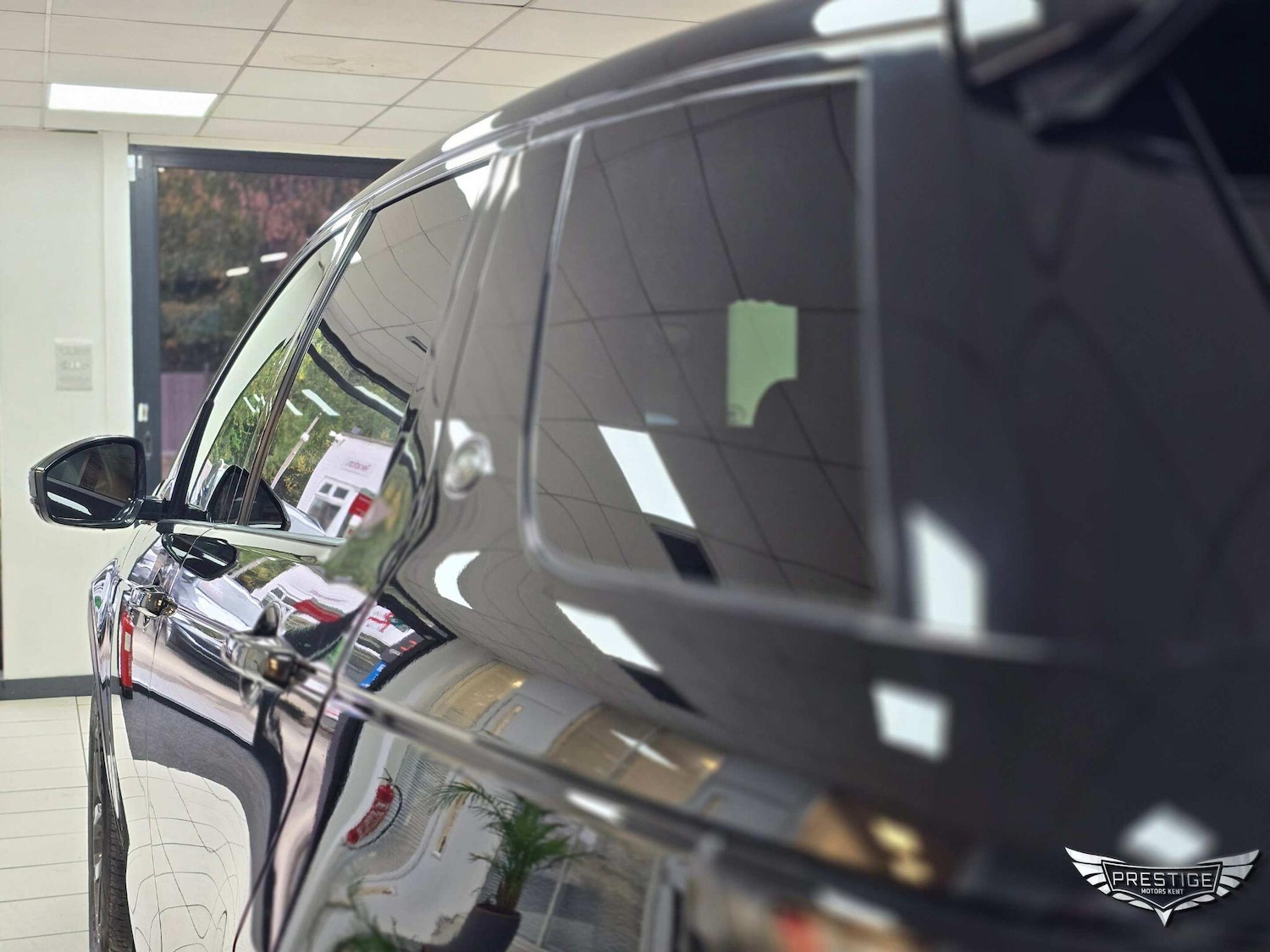 Used Land Rover Discovery Sport 2019 for sale - 76270704: Photo 9