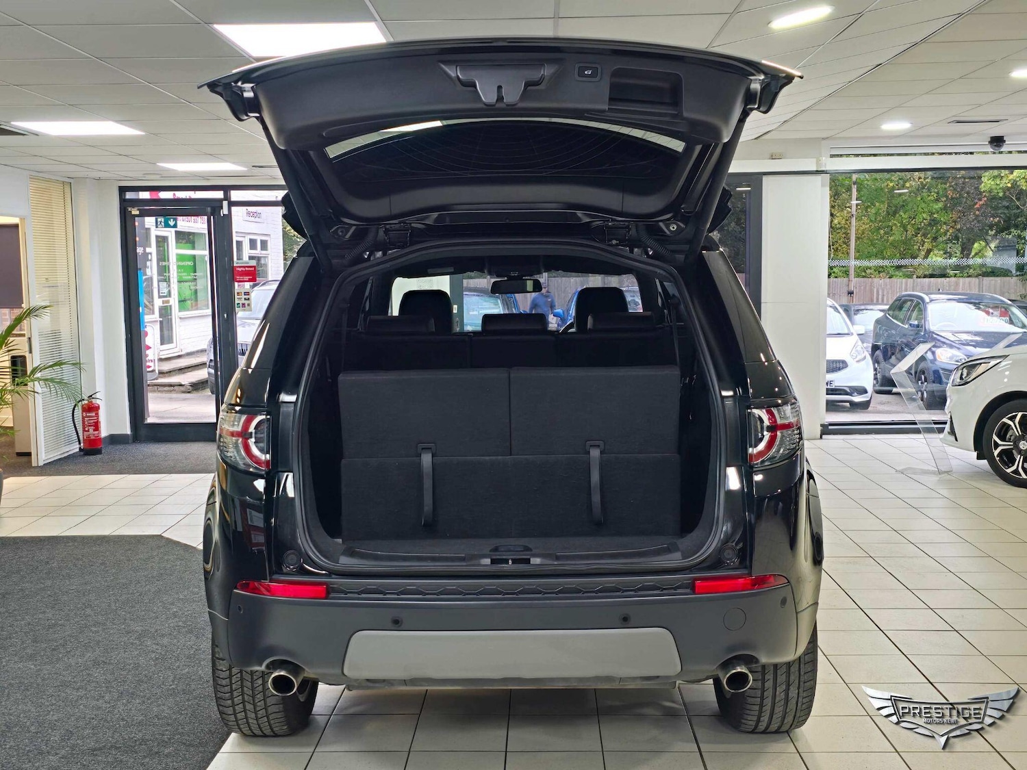 Used Land Rover Discovery Sport 2019 for sale - 76270704: Photo 94