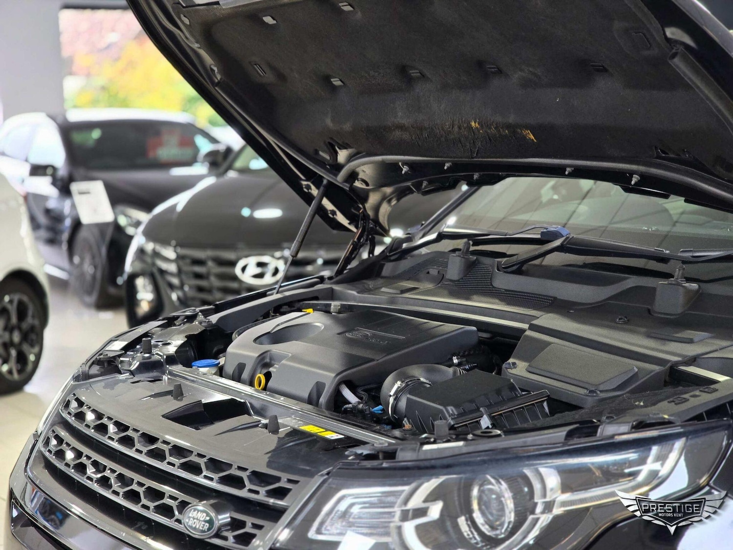 Used Land Rover Discovery Sport 2019 for sale - 76270704: Photo 98