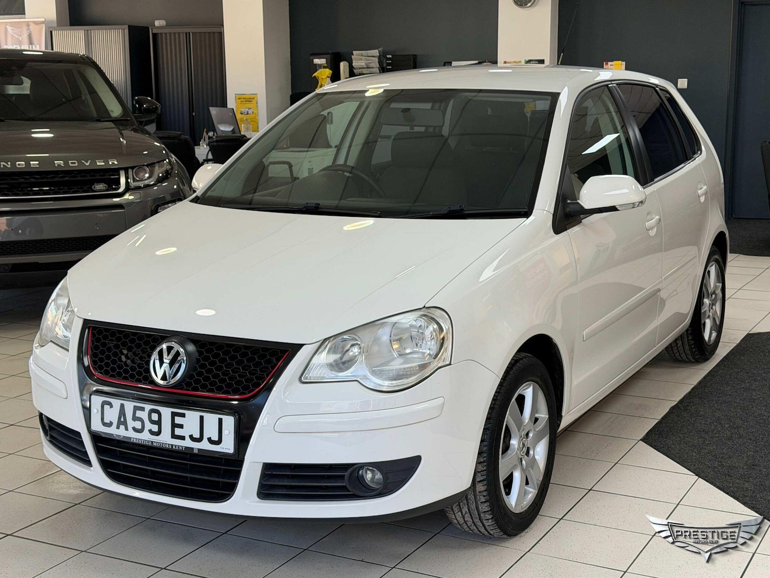 Used Volkswagen Polo 2009 for sale - 77993478: Photo 2