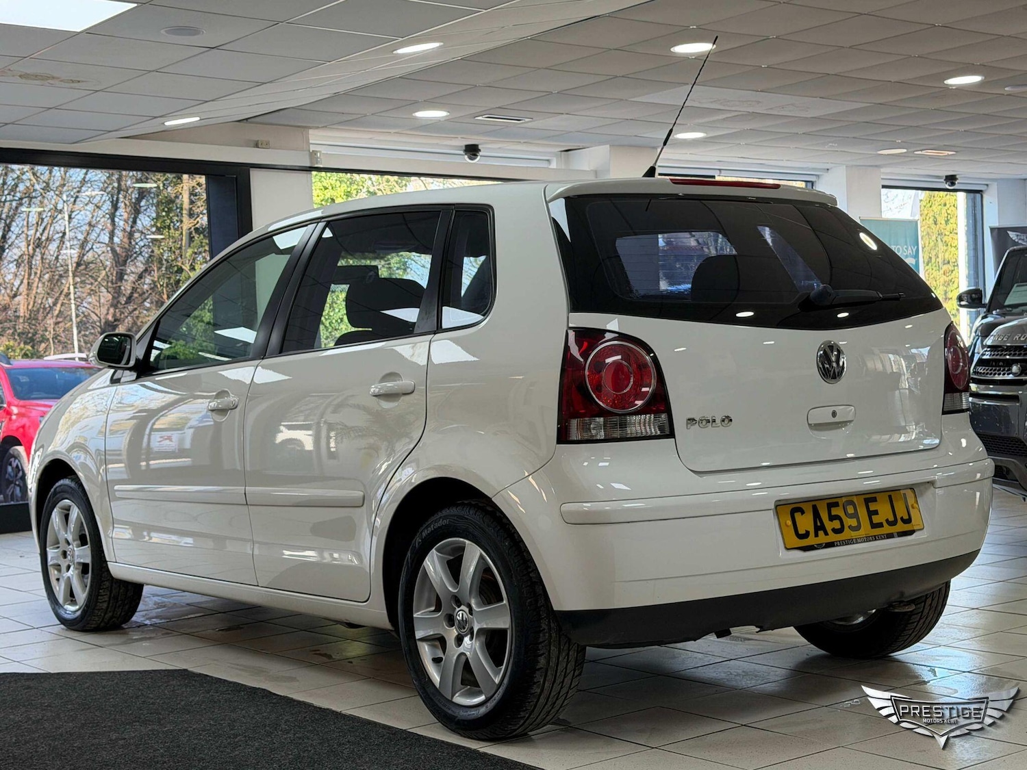 Used Volkswagen Polo 2009 for sale - 77993478: Photo 30