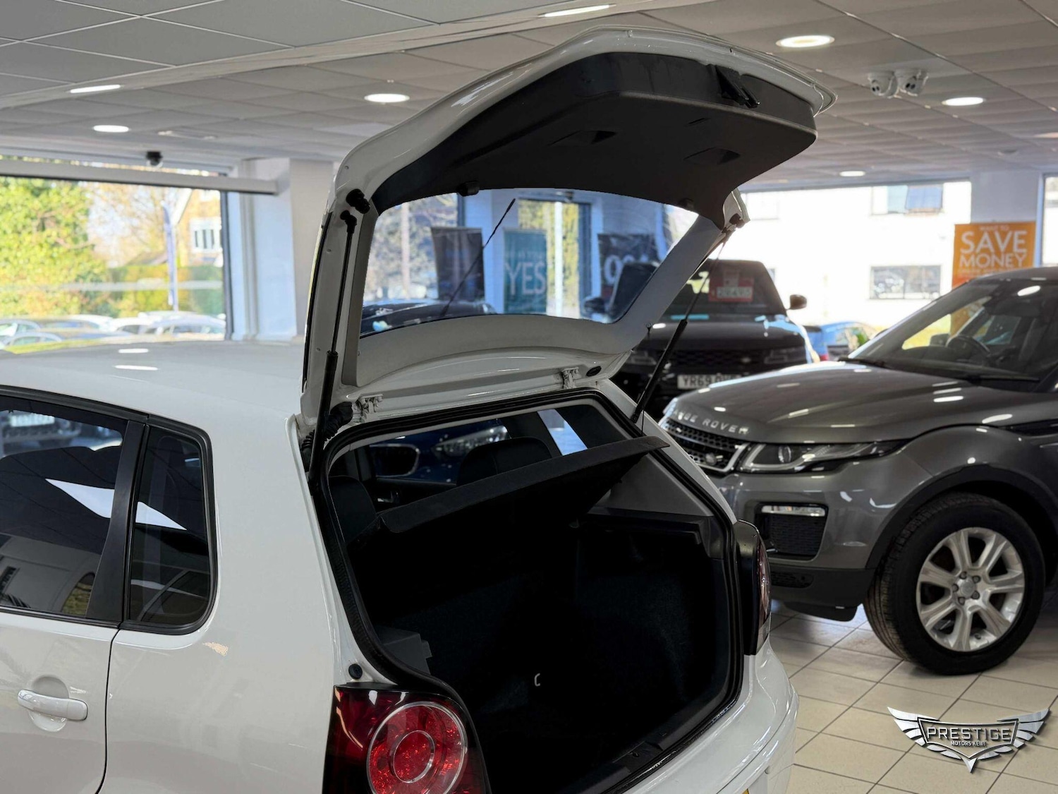 Used Volkswagen Polo 2009 for sale - 77993478: Photo 34