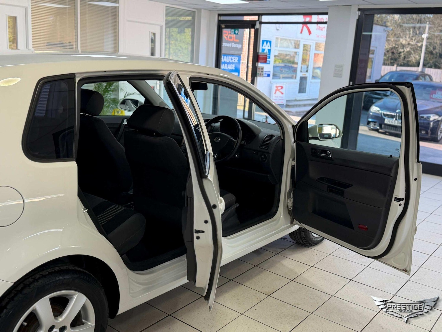 Used Volkswagen Polo 2009 for sale - 77993478: Photo 35