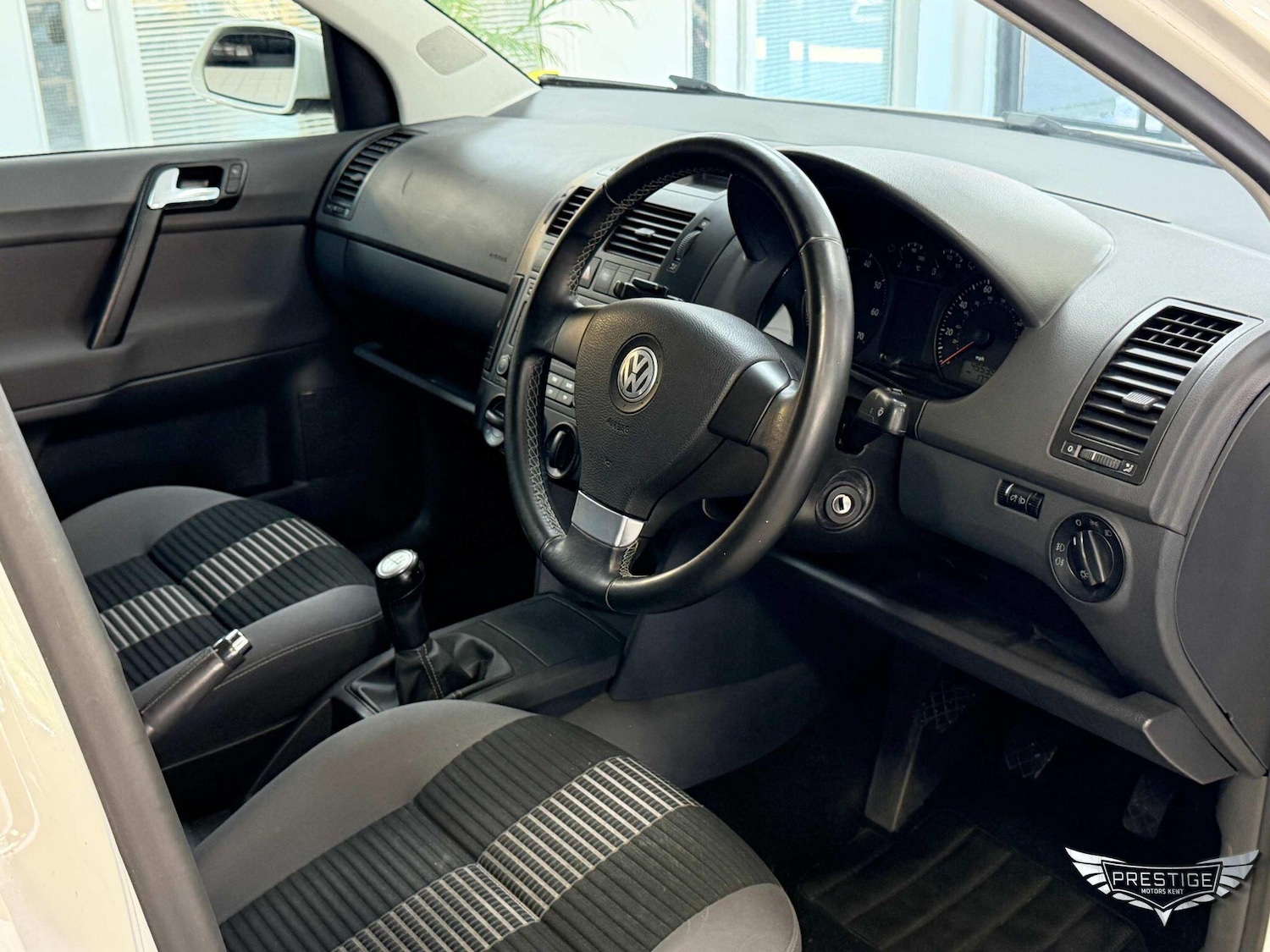 Used Volkswagen Polo 2009 for sale - 77993478: Photo 57