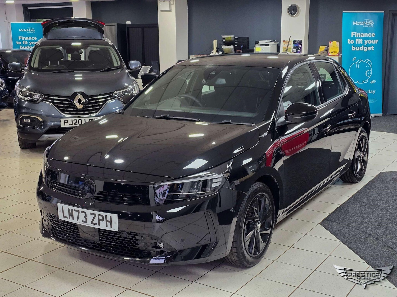 Used Vauxhall Corsa 2024 for sale - 76072125: Photo 2
