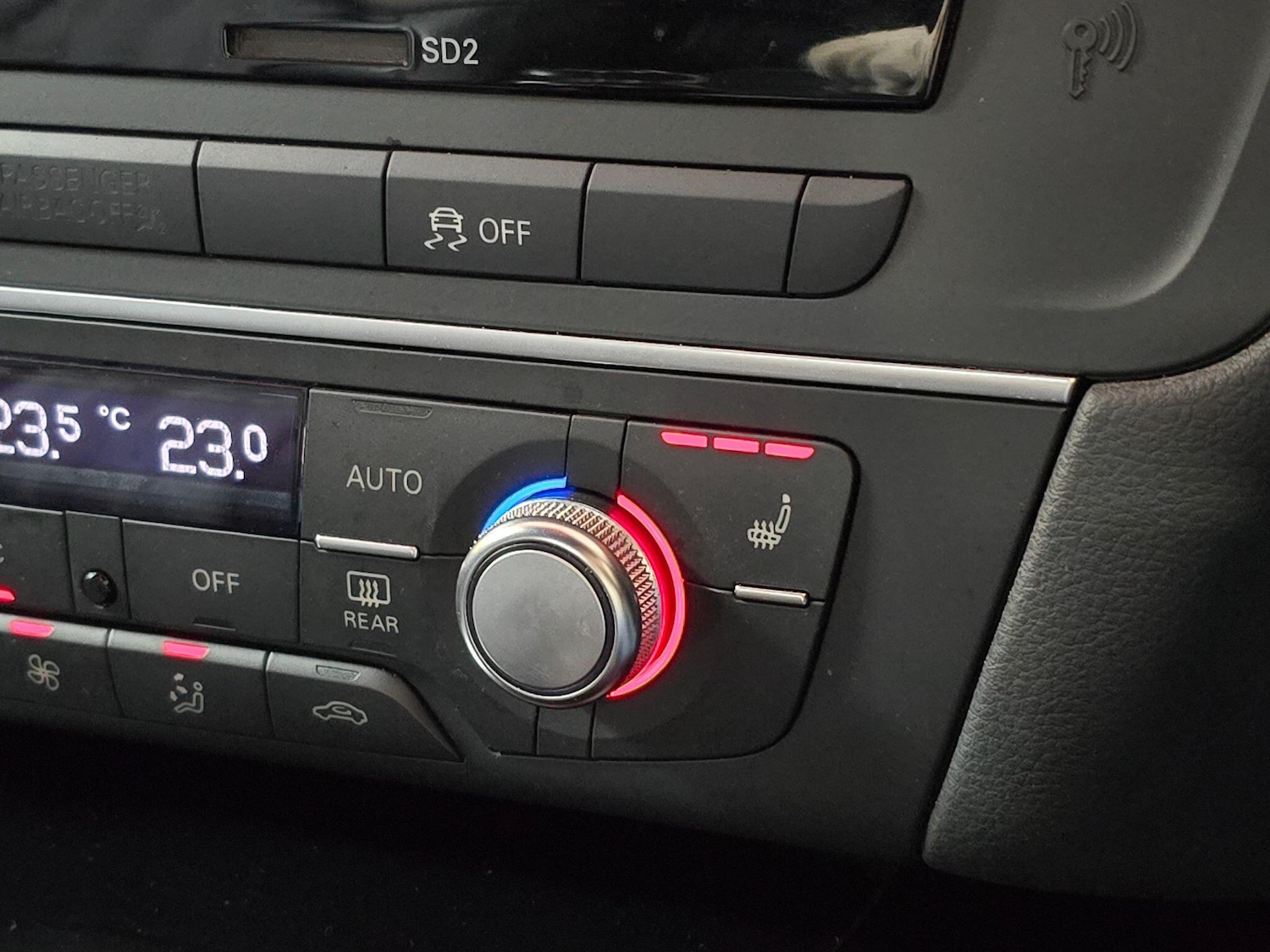 Used Audi A6 Saloon 2015 for sale - 76989964: Photo 25