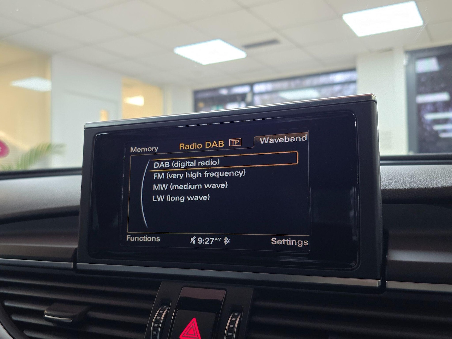 Used Audi A6 Saloon 2015 for sale - 76989964: Photo 28