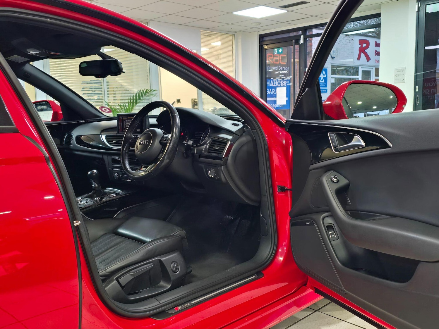 Used Audi A6 Saloon 2015 for sale - 76989964: Photo 41